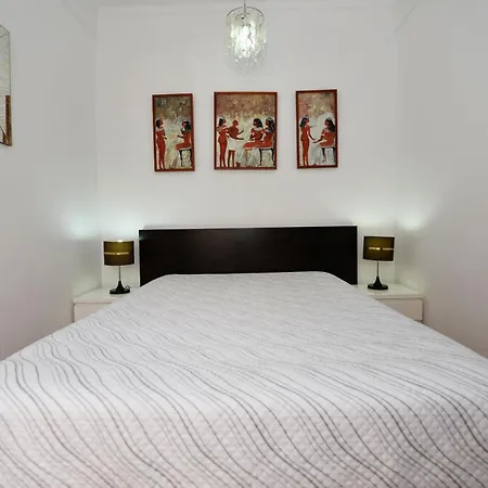 Oceanscape - 50 Meters From The Beach Apartment Nazare